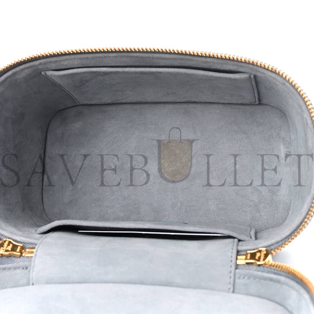 DIOR LAMBSKIN CANNAGE SMALL DIORTRAVEL VANITY CASE CLOUD BLUE (18*13*10.8cm) DIOR LAMBSKIN CANNAGE SMALL DIORTRAVEL VANITY CASE CLOUD BLUE (18*13*10.8cm)